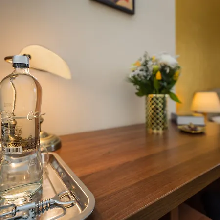 Casa Moritz בית הארחה 3*