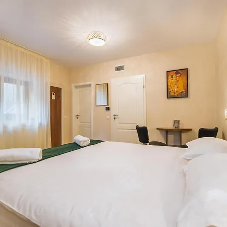 Casa Moritz בית הארחה בראשוב